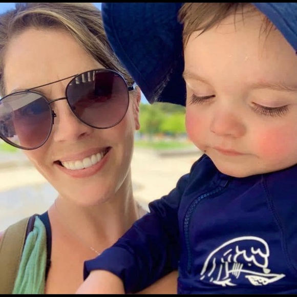 Meet your Posher, Sarah - Picture 1 of 1